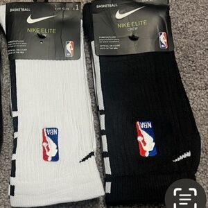 2 Nike Elite Drifit NBA Crew Basketball Socks - Black and White Mens Large 8-12